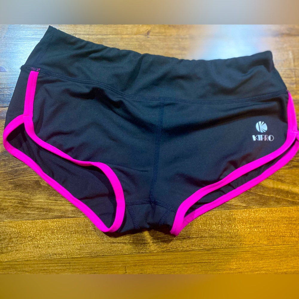 Short shorts